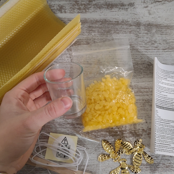 Simply Make beeswax candle making kit - brand new - Picture 9 of 10